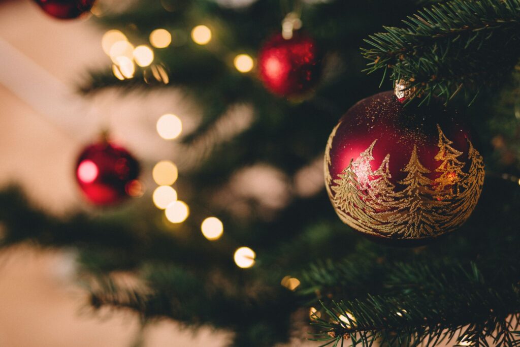 Weihnachtsbaum Schmuck kann ein Ritual sein